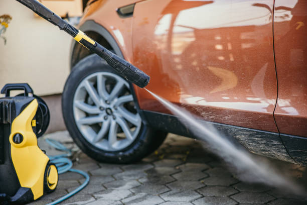 Best Commercial Pressure Washing  in Olivarez, TX