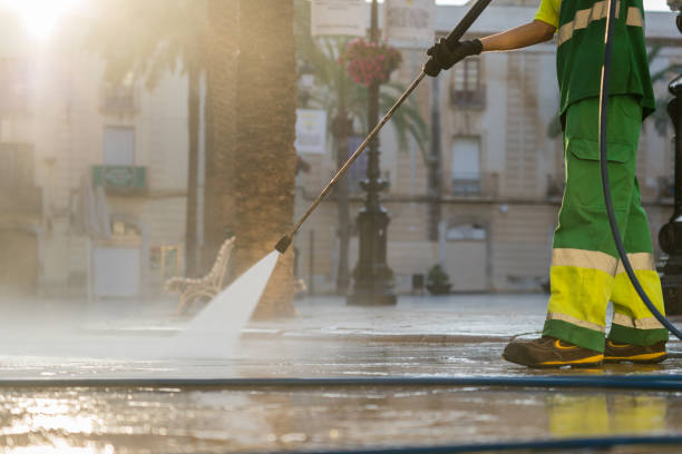 Best Fence Pressure Washing  in Olivarez, TX
